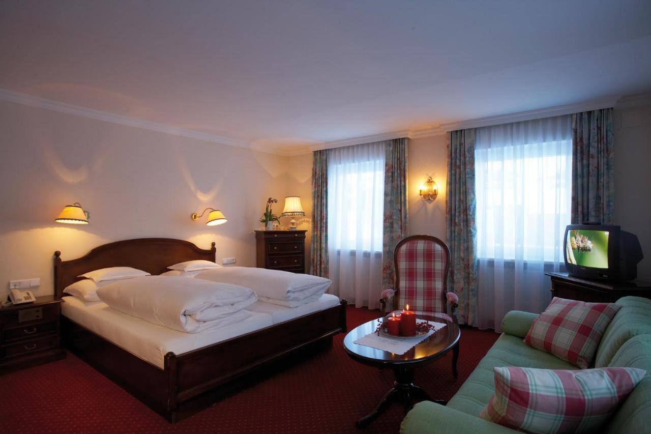 Hotel Hirlanda Zuers Ruang foto